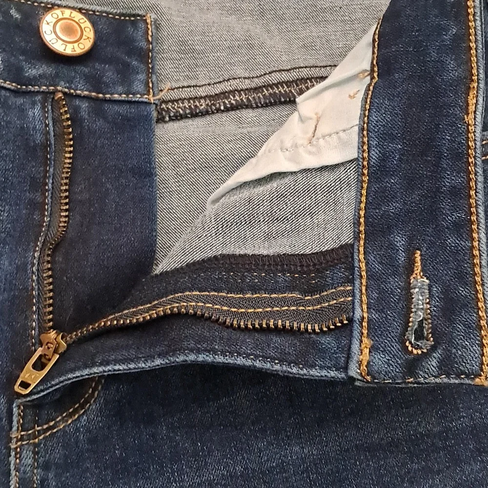 Of Lucky Women's Size 10 Whiskered Stretch Skinny Jean's